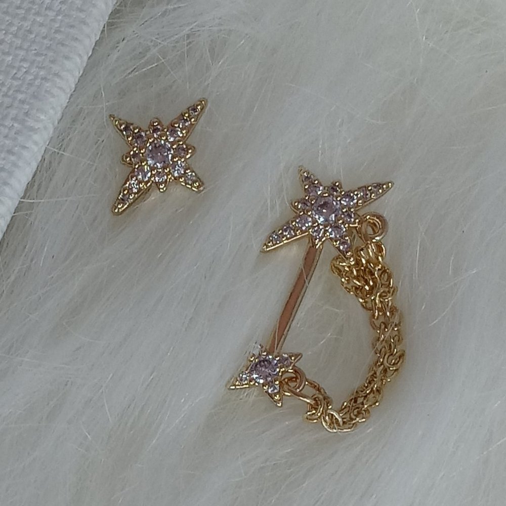 Gold Snowflake Chain Stud Earrings